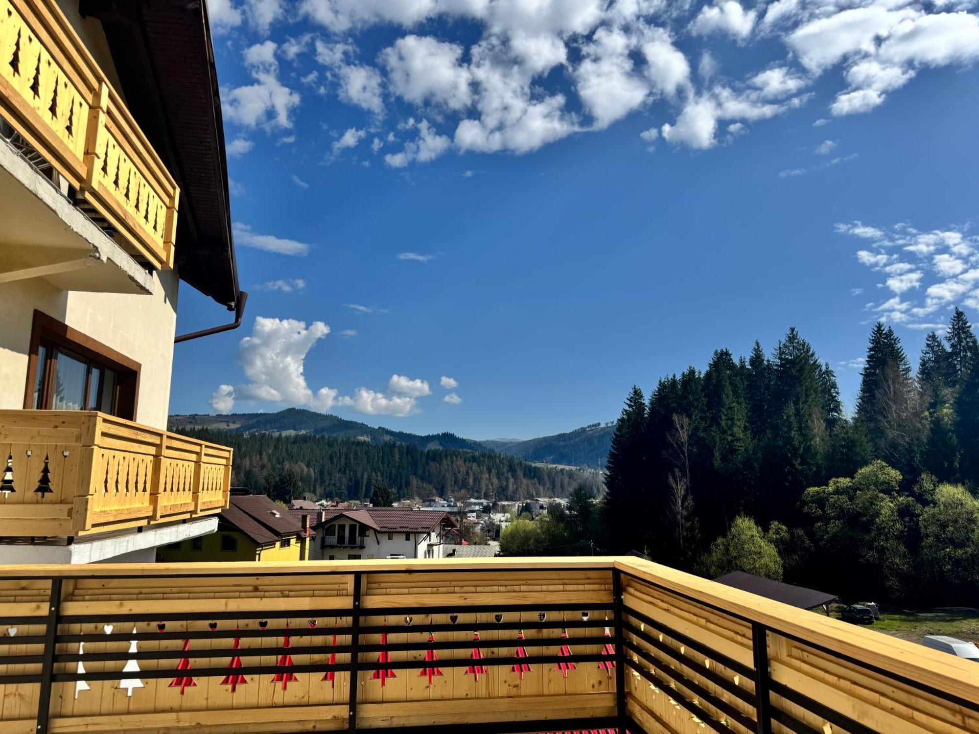 Chalet Minut Vatra Dornei Eksteriør billede
