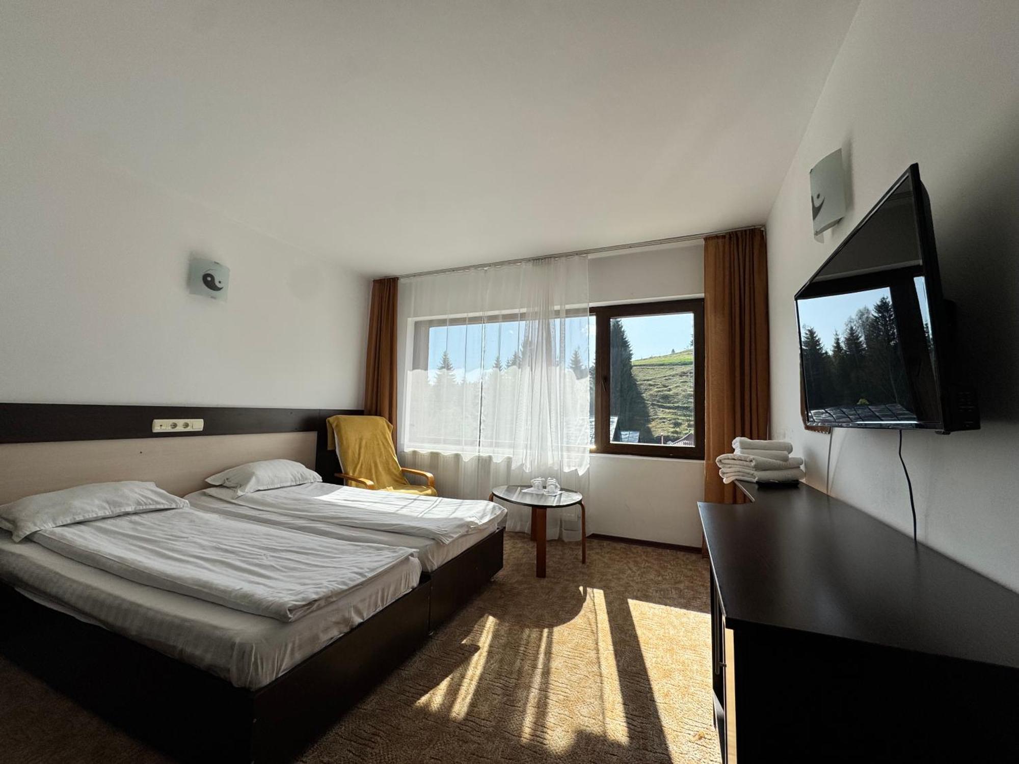 Chalet Minut Vatra Dornei Eksteriør billede